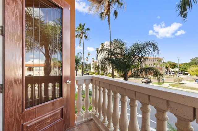 905 VILLA VENICIA WAY, Tampa, FL 33606