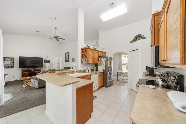10080 SE 69TH AVENUE, Belleview, FL 34420