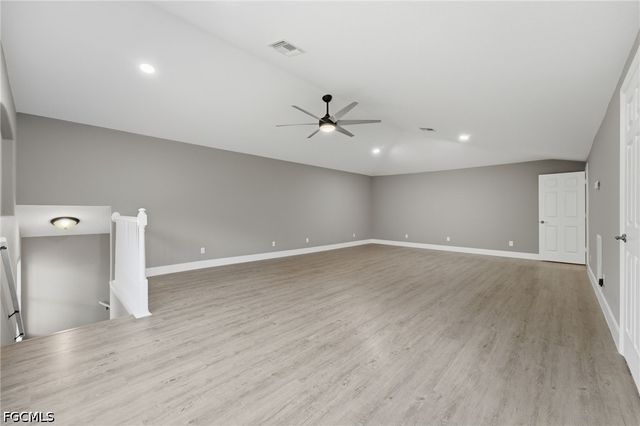 193 Skipping Stone LN, Naples, FL 34119