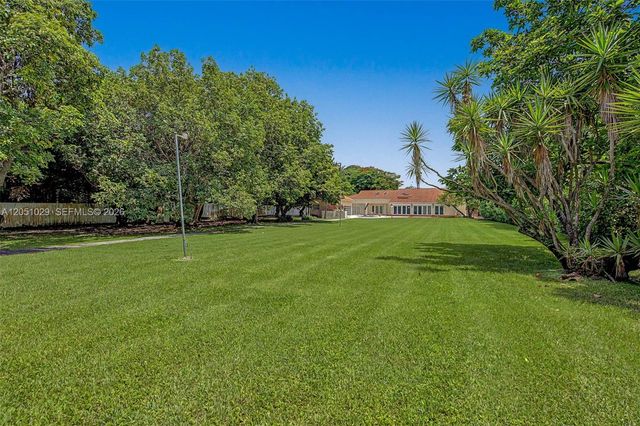 7030 Sunset Drive, Miami, FL 33143