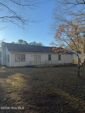 2694 Idlebrook Circle, Midway Park, NC 28544