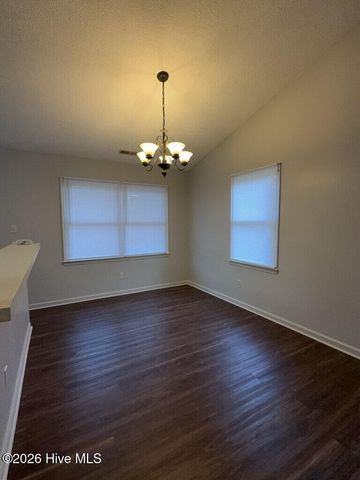 2694 Idlebrook Circle, Midway Park, NC 28544