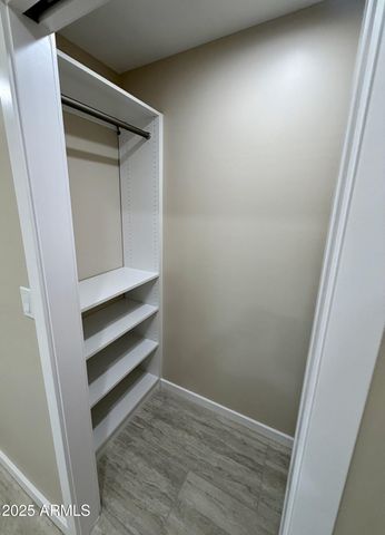 2535 E BLUEFIELD Avenue, Phoenix, AZ 85032