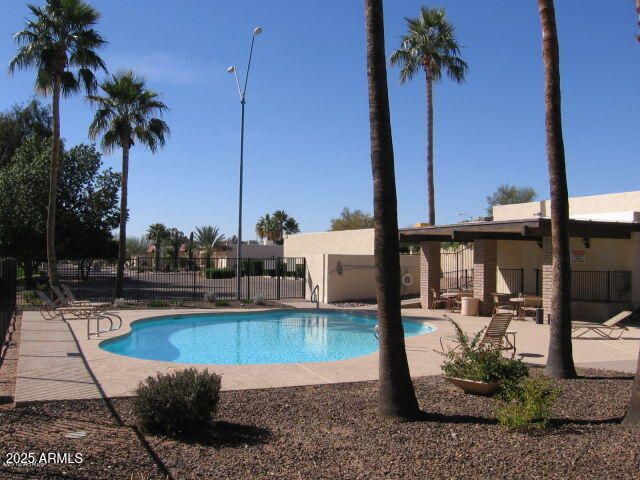 2535 E BLUEFIELD Avenue, Phoenix, AZ 85032