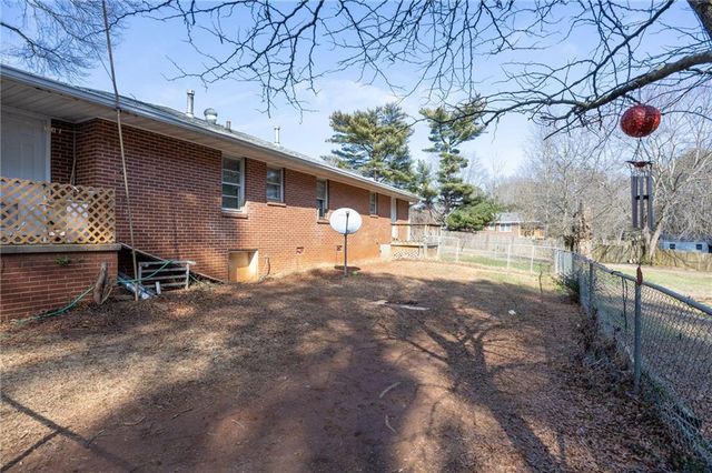 2041 Austell SW Road, Marietta, GA 30008