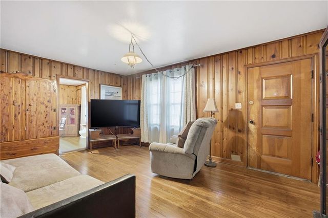 2041 Austell SW Road, Marietta, GA 30008