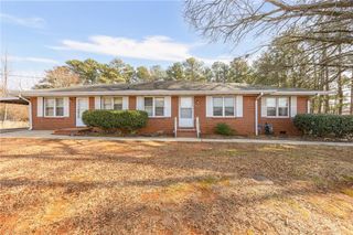 2041 Austell SW Road, Marietta, GA 30008