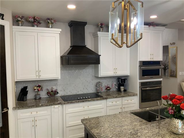 894 COUNTY ROAD 465, Alice, TX 78332