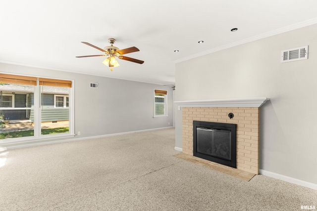 4204 N DEVON Lane, Peoria, IL 61614