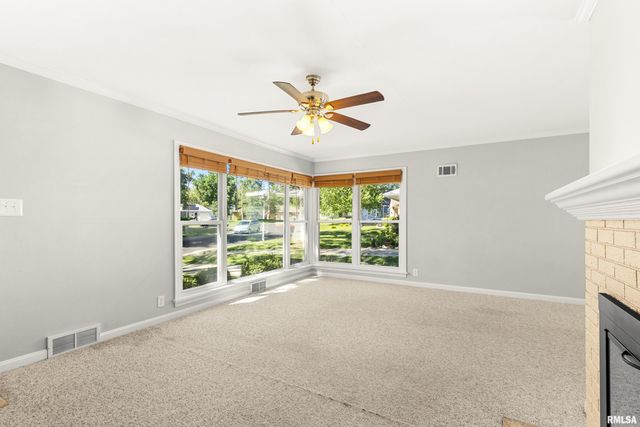 4204 N DEVON Lane, Peoria, IL 61614