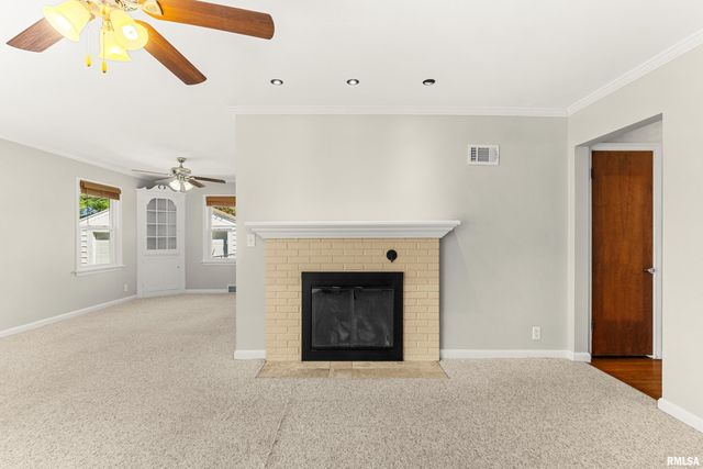 4204 N DEVON Lane, Peoria, IL 61614
