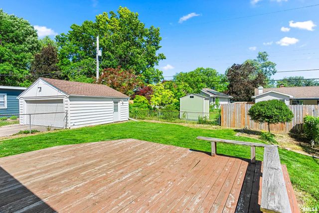 4204 N DEVON Lane, Peoria, IL 61614