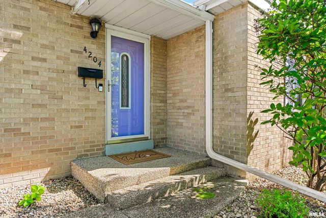 4204 N DEVON Lane, Peoria, IL 61614