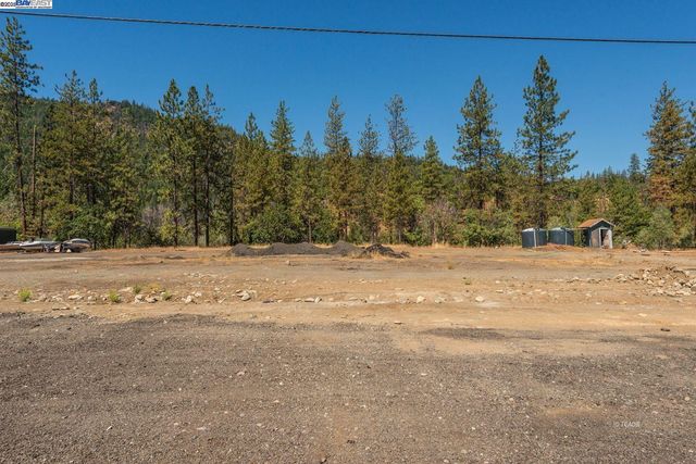 30661 State Hwy 3, Douglas City, CA 96024