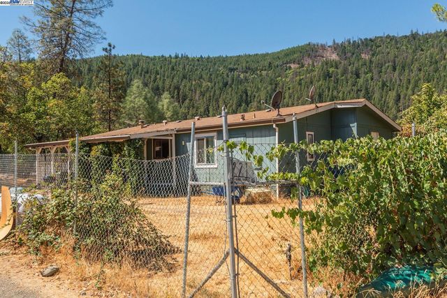 30661 State Hwy 3, Douglas City, CA 96024