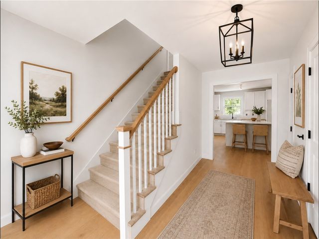 5 Wintergreen Way, Glocester, RI 02589