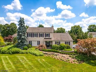 7 Post Ct, Hillsborough Twp., NJ 08844