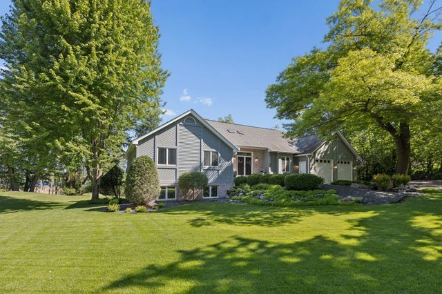 1807 Timberline Trail, Minnetonka, MN 55305