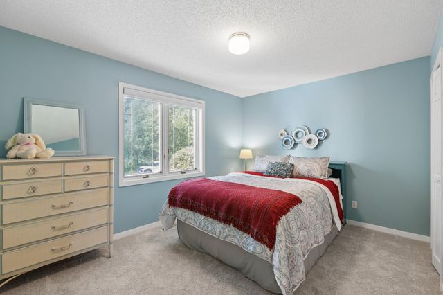 1807 Timberline Trail, Minnetonka, MN 55305