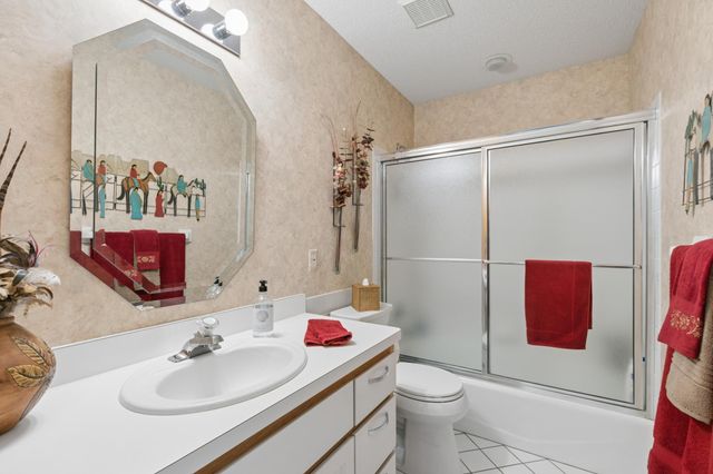 1807 Timberline Trail, Minnetonka, MN 55305