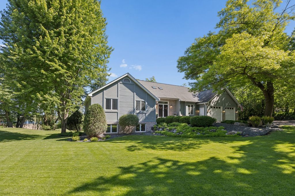 1807 Timberline Trail, Minnetonka, MN 55305 — photo 3