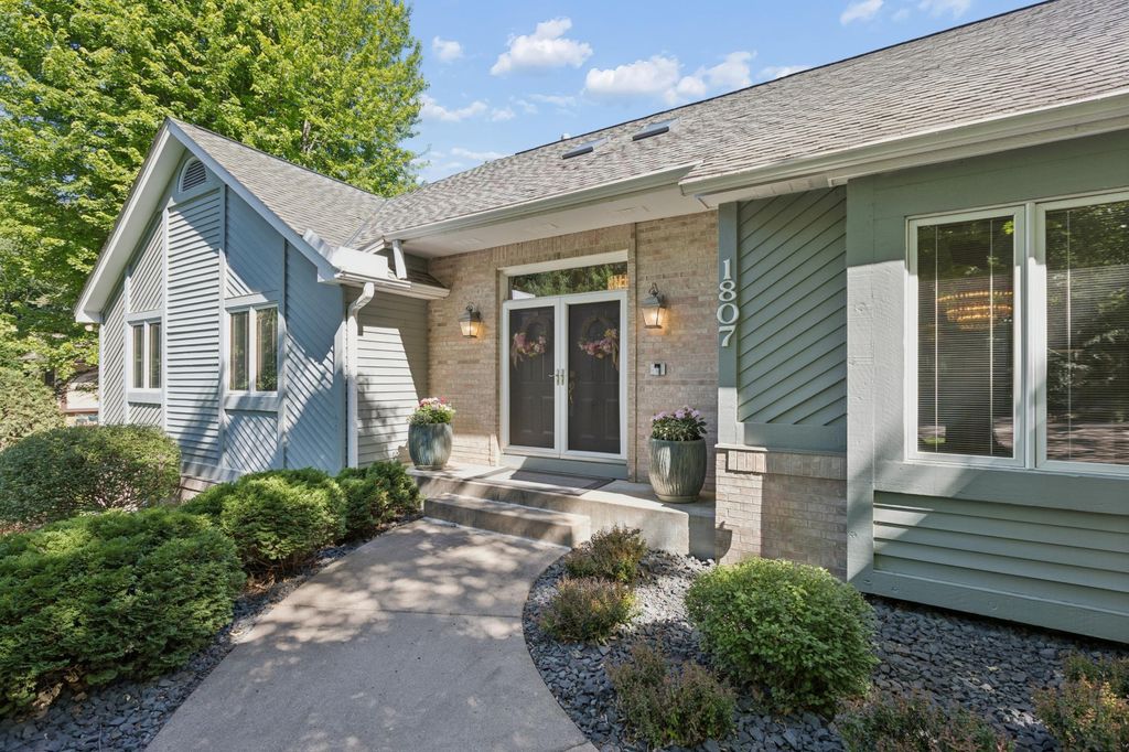 1807 Timberline Trail, Minnetonka, MN 55305 — photo 5