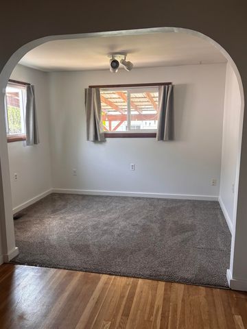 5122 N Stevens St, Spokane, WA 99205