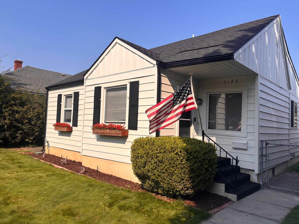5122 N Stevens St, Spokane, WA 99205