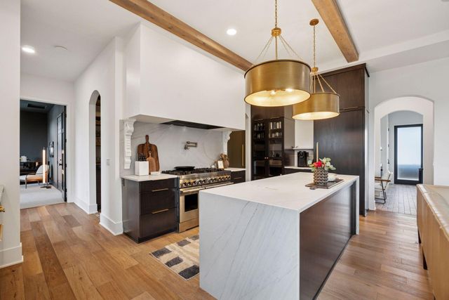 6297 Yuma Lane N, Maple Grove, MN 55311