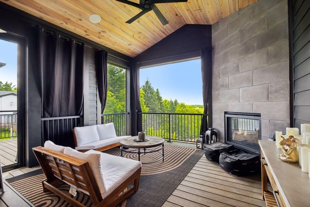 6297 Yuma Lane N, Maple Grove, MN 55311