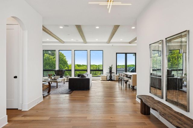 6297 Yuma Lane N, Maple Grove, MN 55311