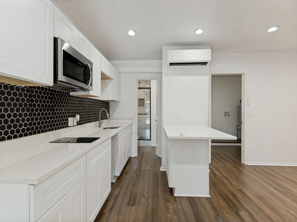 6924 Richardson Drive, Watauga, TX 76148 — photo 5