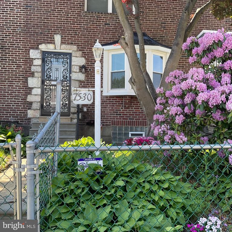 7530 GILBERT ST, Philadelphia, PA 19150