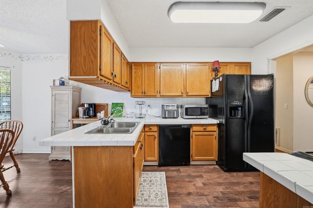 2420 Morse, Conway, AR 72034