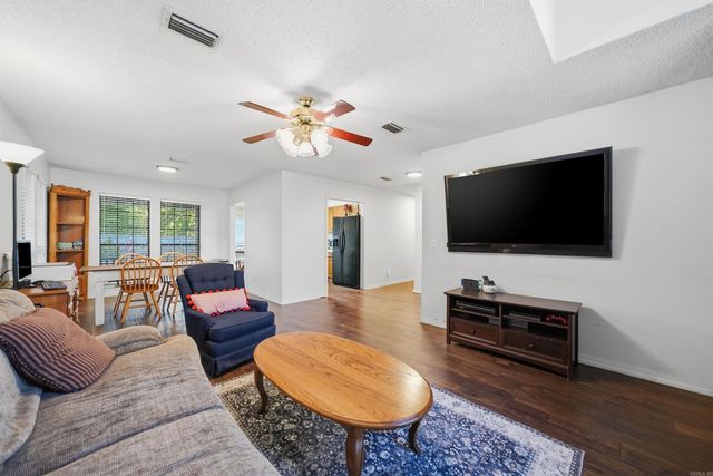 2420 Morse, Conway, AR 72034