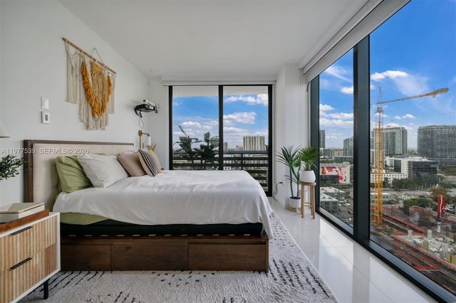 460 NE 28th St 1901, Miami, FL 33137