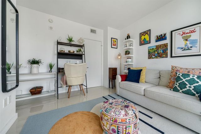 460 NE 28th St 1901, Miami, FL 33137