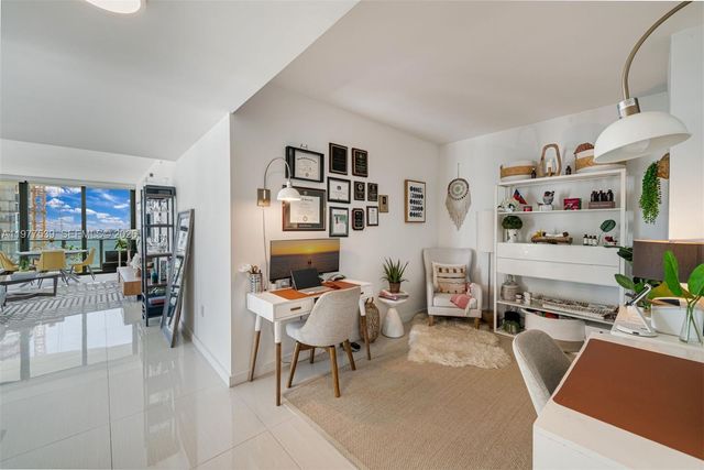 460 NE 28th St 1901, Miami, FL 33137