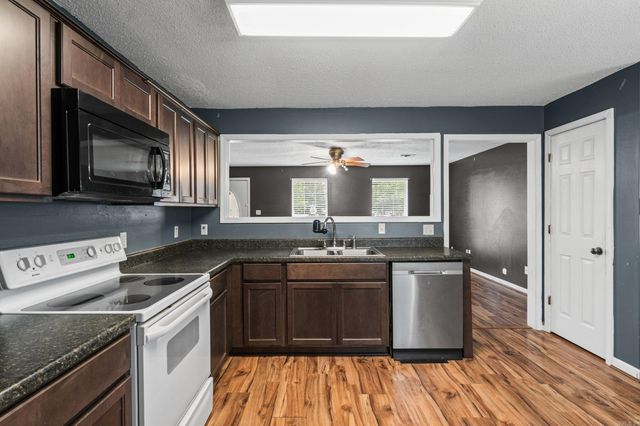 31 Hartwell Circle, Searcy, AR 72142