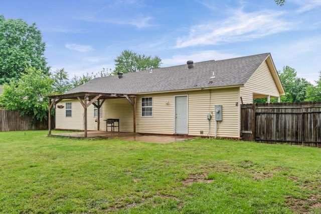 31 Hartwell Circle, Searcy, AR 72142