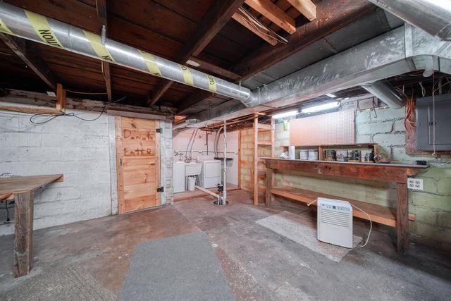 103 Cove Street, Jackson, MI 49203