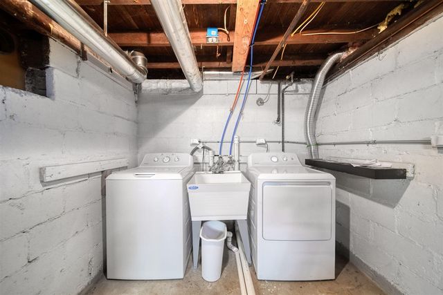 103 Cove Street, Jackson, MI 49203