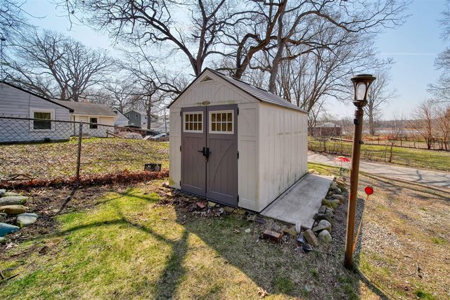 103 Cove Street, Jackson, MI 49203