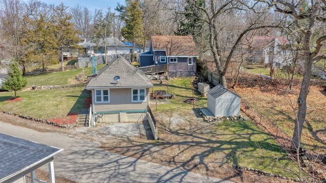 103 Cove Street, Jackson, MI 49203