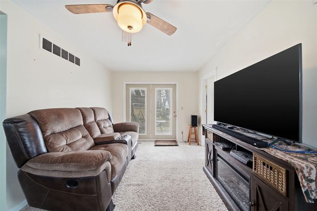 103 Cove Street, Jackson, MI 49203