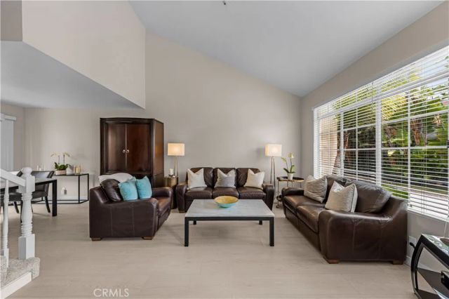2537 Orange Avenue D, Costa Mesa, CA 92627