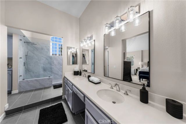 2537 Orange Avenue D, Costa Mesa, CA 92627