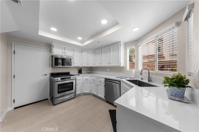 2537 Orange Avenue D, Costa Mesa, CA 92627