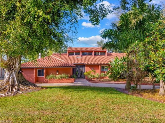 12457 McGregor Woods CIR, Fort Myers, FL 33908