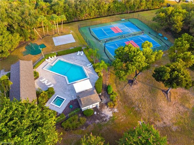 12457 McGregor Woods CIR, Fort Myers, FL 33908